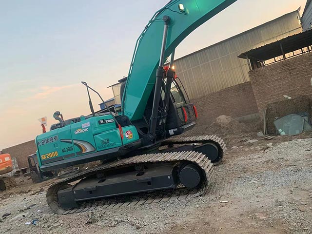 Japan prototype medium Kobelco new hook machine with stable performance fast speed and fuel saving